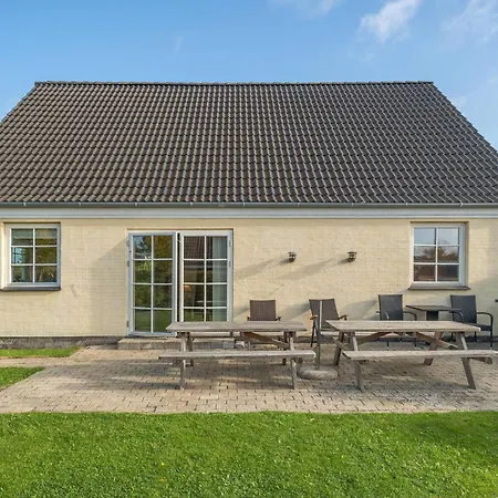 Gorgeous Home In Nysted With Wifi