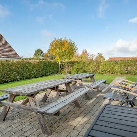 Сasa de vacaciones Gorgeous Home In Nysted With Wifi